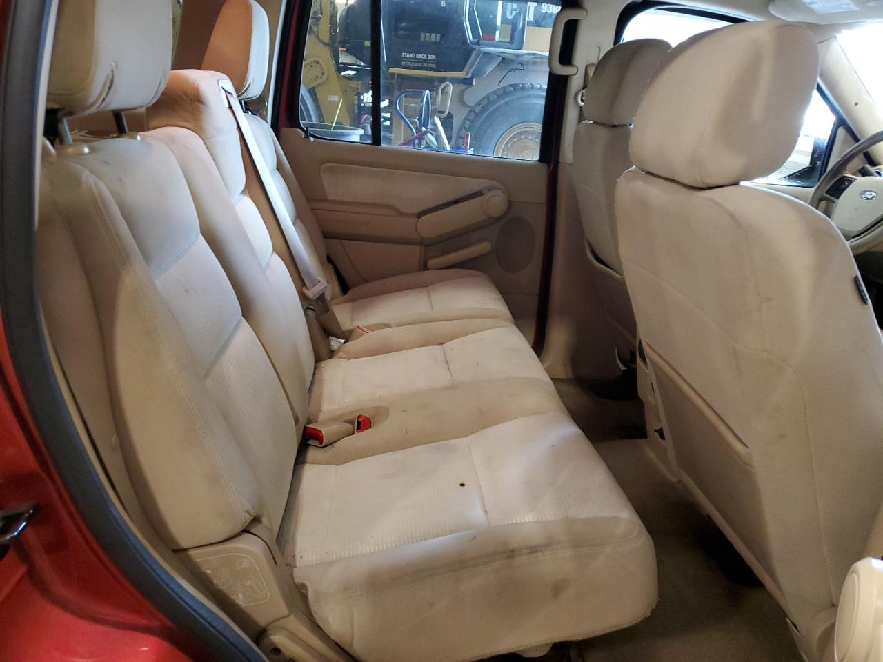 1FMEU73E76UB74235 2006 Ford Explorer Xlt