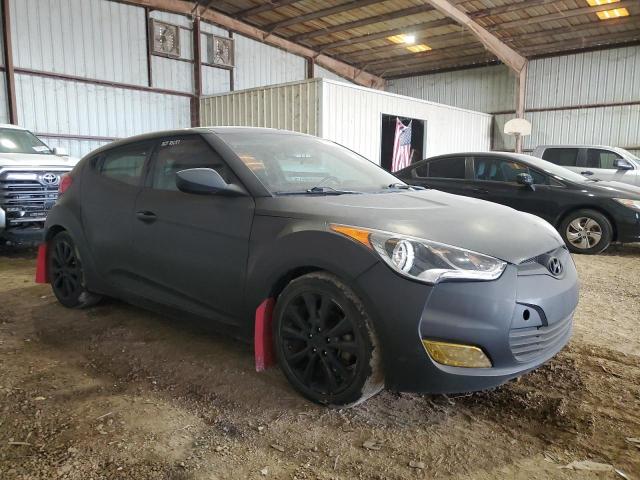 2017 Hyundai Veloster VIN: KMHTC6AD4HU322858 Lot: 61901874