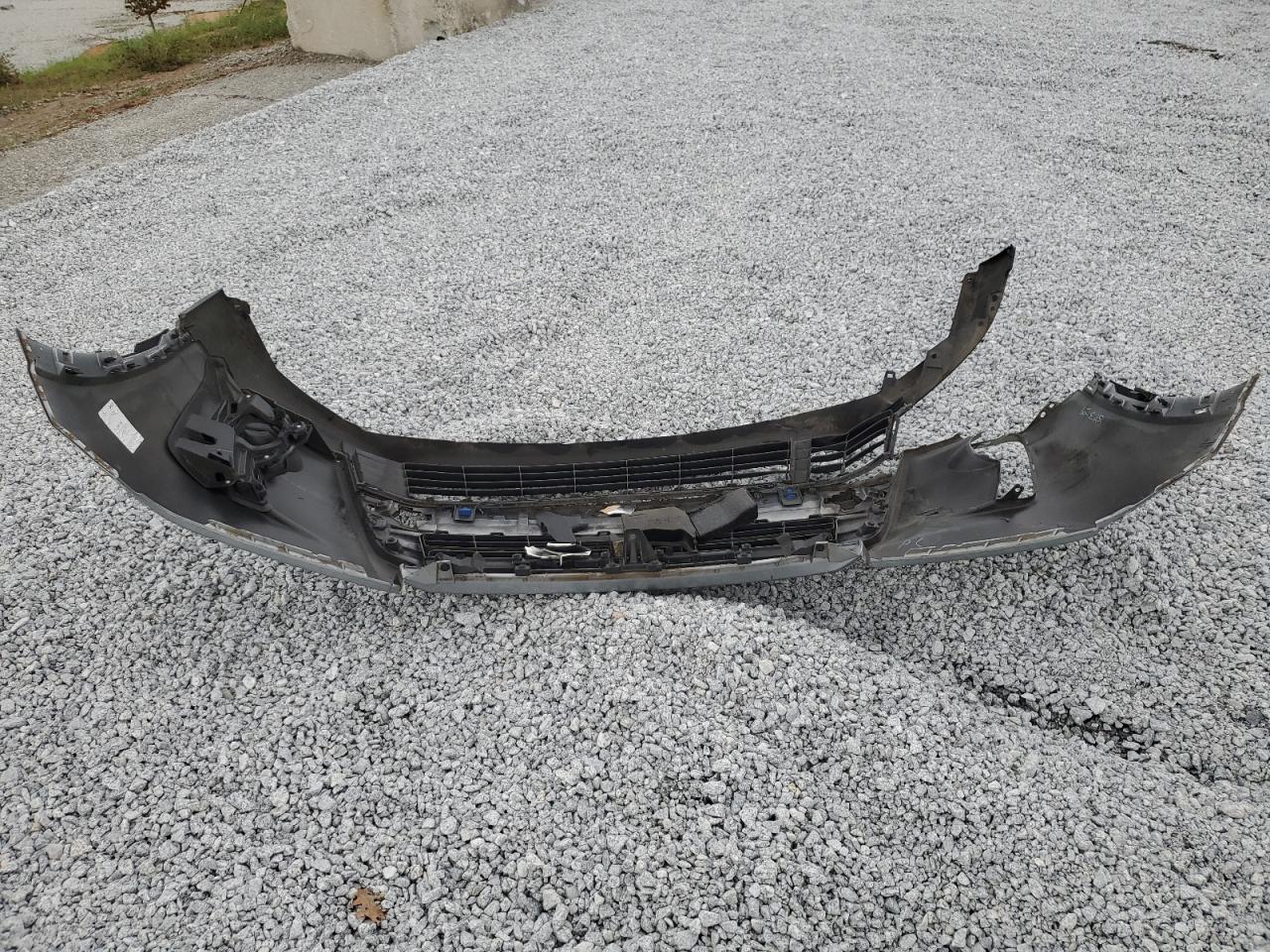 5TDZARFH1KS055109 2019 Toyota Highlander Le