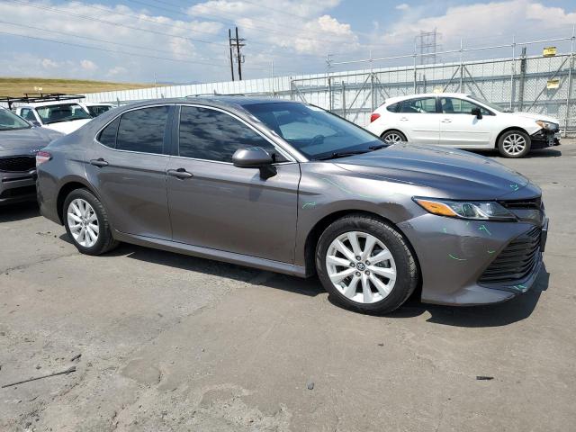 VIN 4T1B11HK1JU666842 2018 Toyota Camry, L no.4