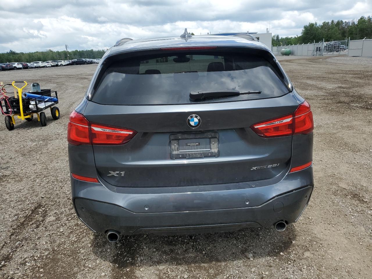 WBXHT3C31J5L29895 2018 BMW X1 xDrive28I