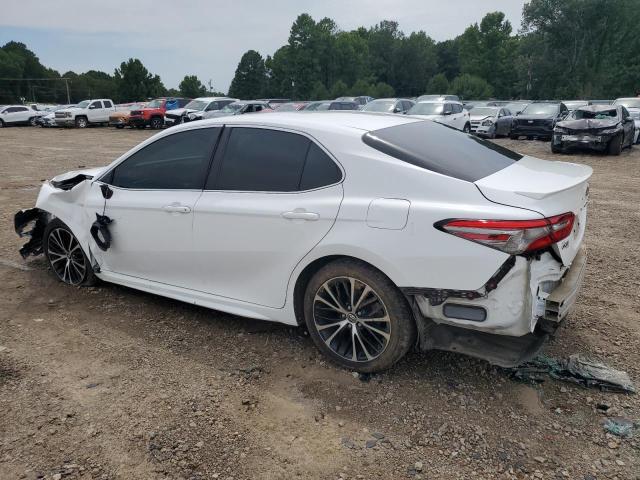 VIN 4T1B11HK6JU655691 2018 Toyota Camry, L no.2