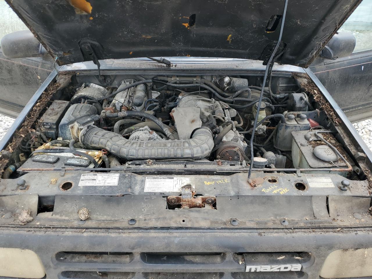 4F2CU44X1RUM07685 1994 Mazda Navajo Lx