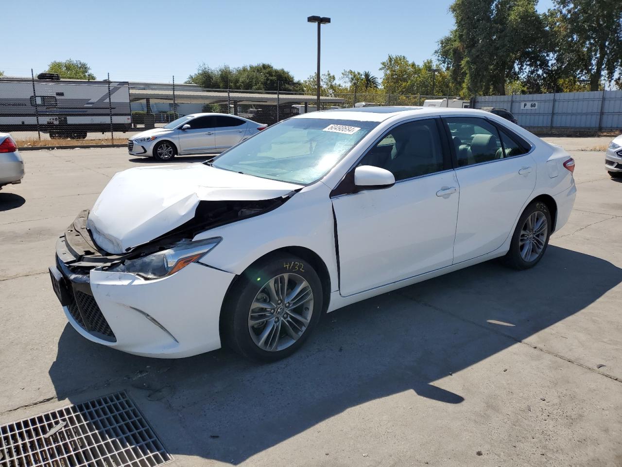 4T1BF1FK3GU516888 2016 Toyota Camry Le