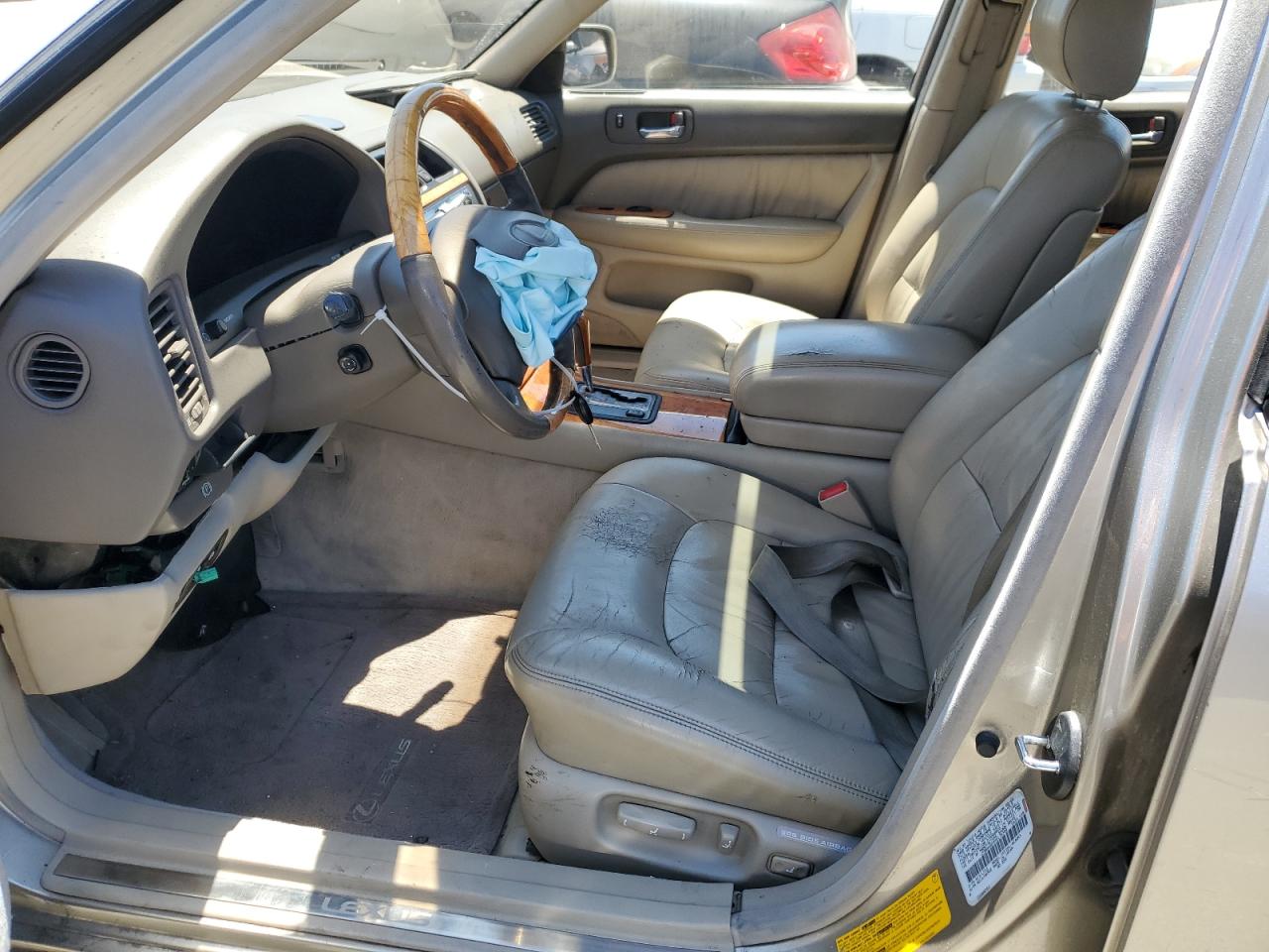 JT8BH28F8Y0175399 2000 Lexus Ls 400