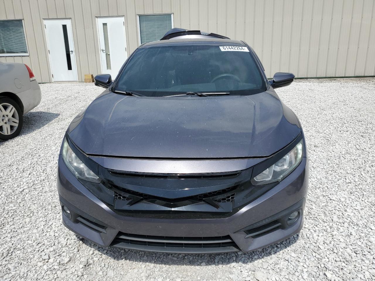 2017 Honda Civic Ex vin: 2HGFC3B32HH356663