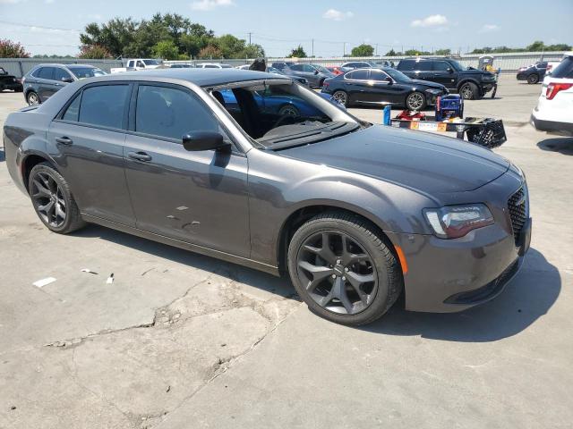 VIN 2C3CCAAG5MH516253 2021 Chrysler 300, Touring no.4