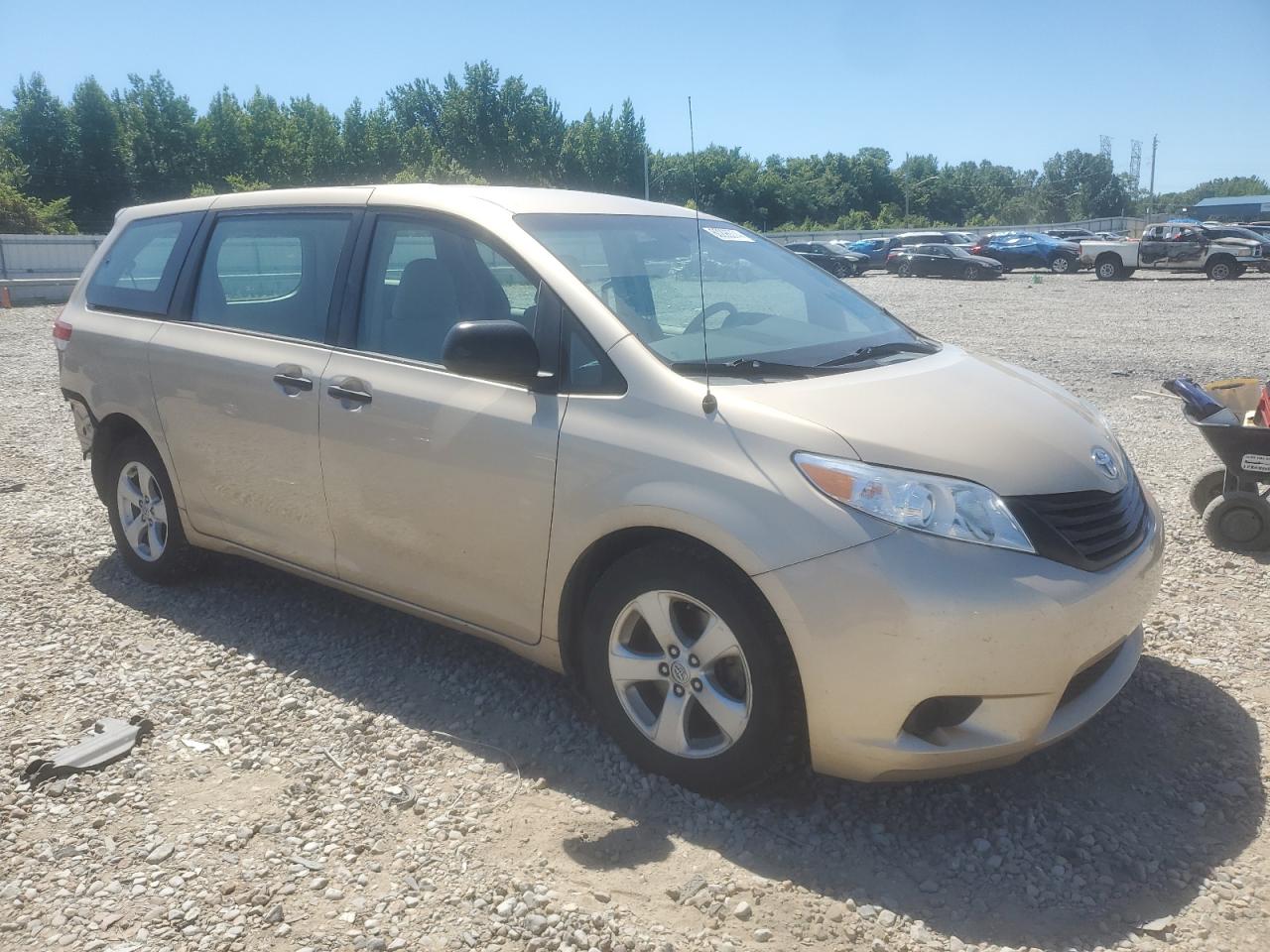 5TDZK3DC3ES522469 2014 Toyota Sienna