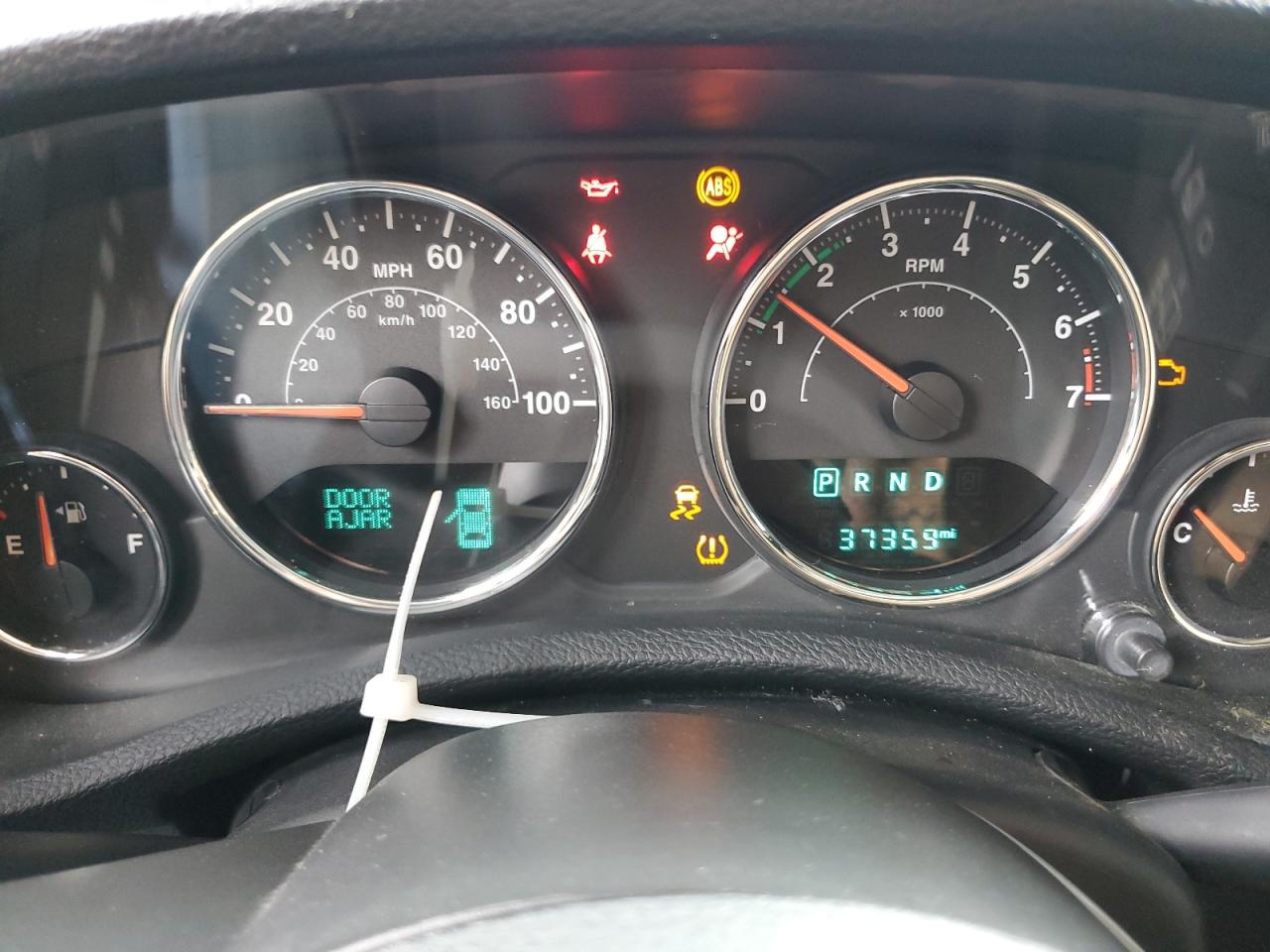 1C4BJWDG1JL813265 2018 Jeep Wrangler Unlimited Sport