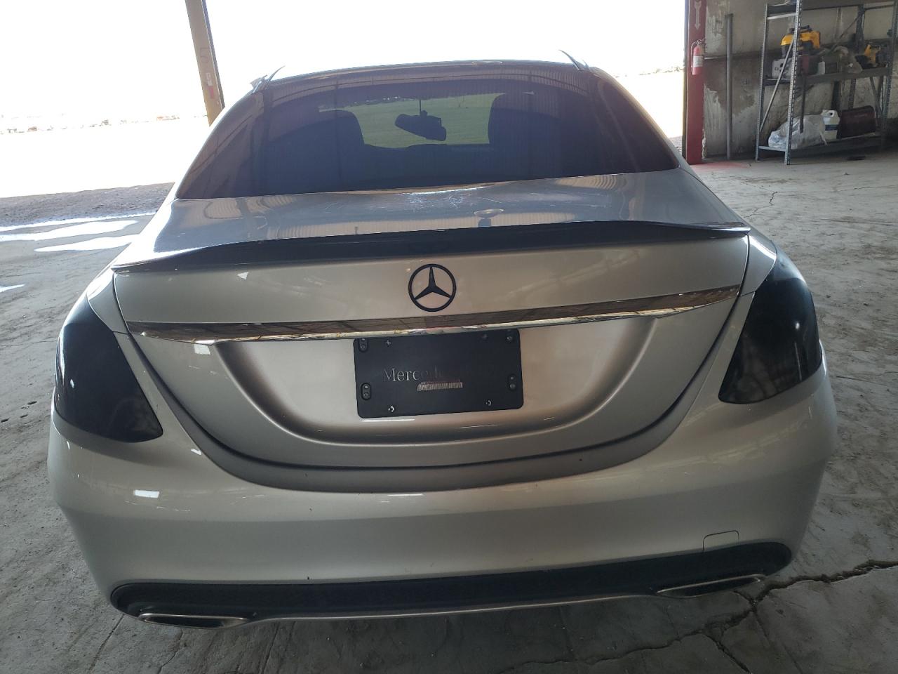 55SWF4JB6JU282324 2018 Mercedes-Benz C 300