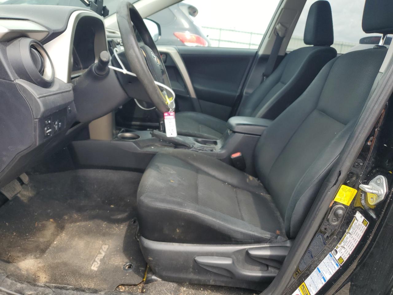 2T3BFREV9FW287794 2015 Toyota Rav4 Le