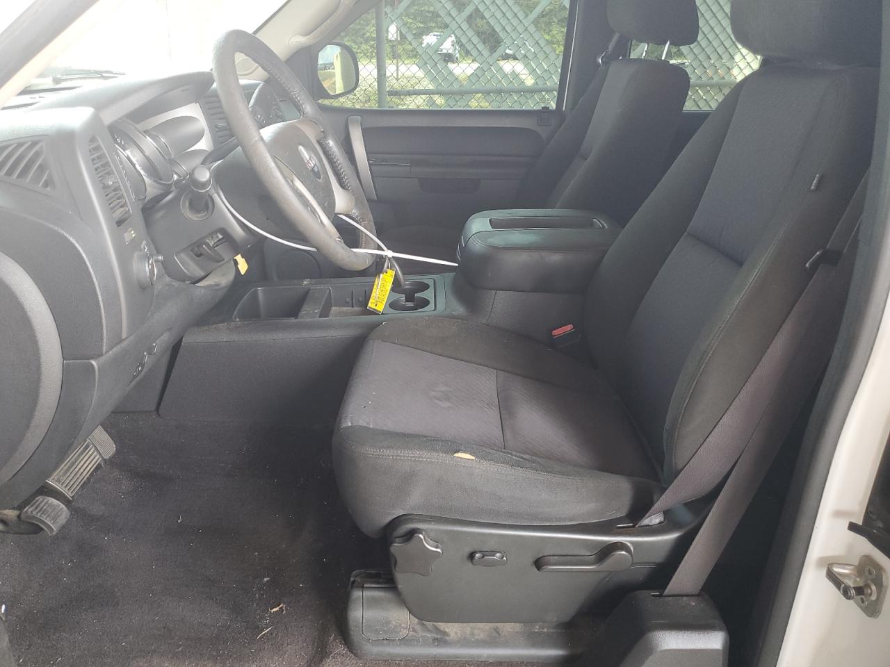 1GTR1VE01BZ230946 2011 GMC Sierra C1500 Sle