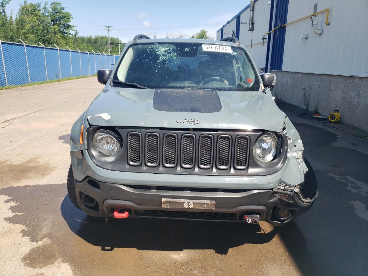 2016 Jeep Renegade Trailhawk vin: ZACCJBCT5GPC75766