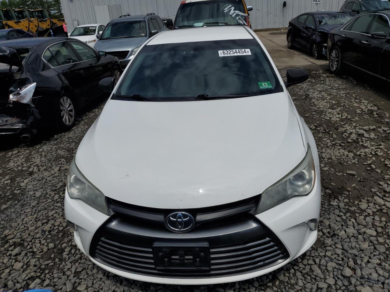 Lot #2758619555 2016 TOYOTA CAMRY LE