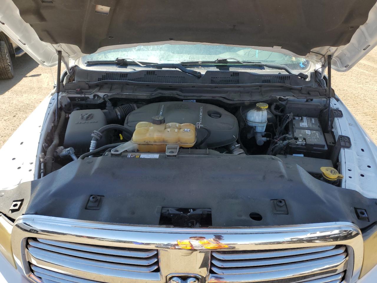 1C6RR7LMXJS231800 2018 Ram 1500 Slt