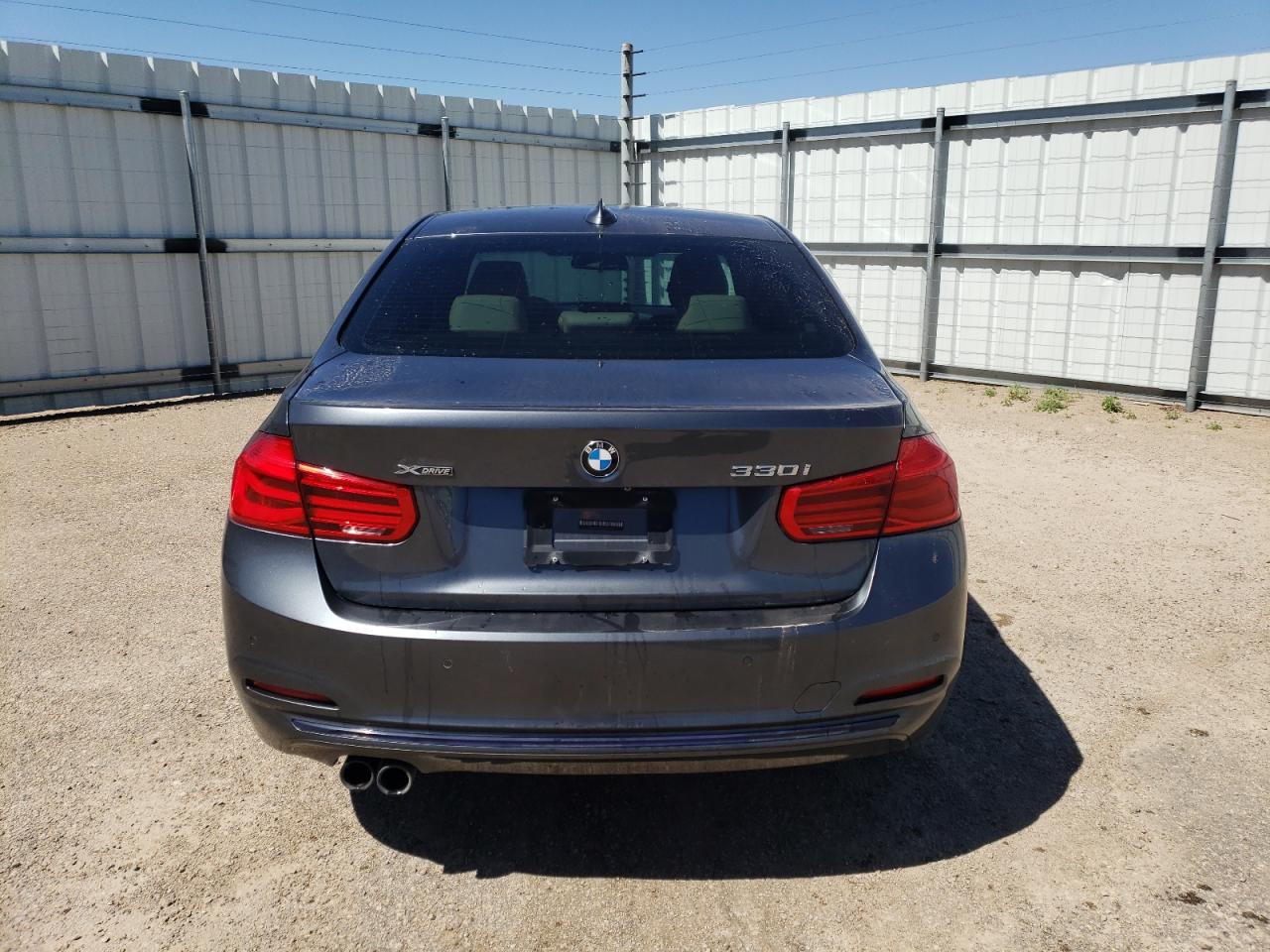 WBA8D9G34HNU61922 2017 BMW 330 Xi