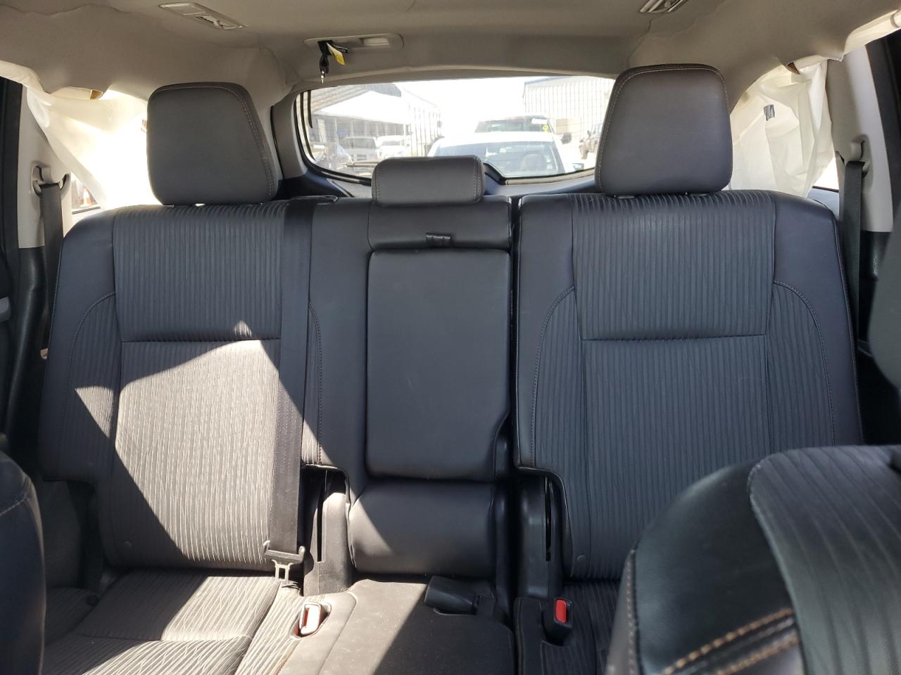 5TDZKRFHXFS073966 2015 Toyota Highlander Le