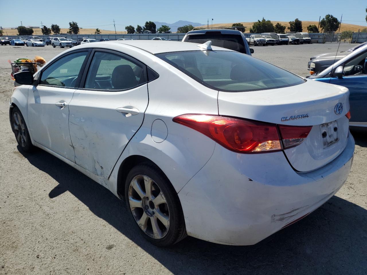 2012 Hyundai Elantra Gls vin: 5NPDH4AE9CH139854