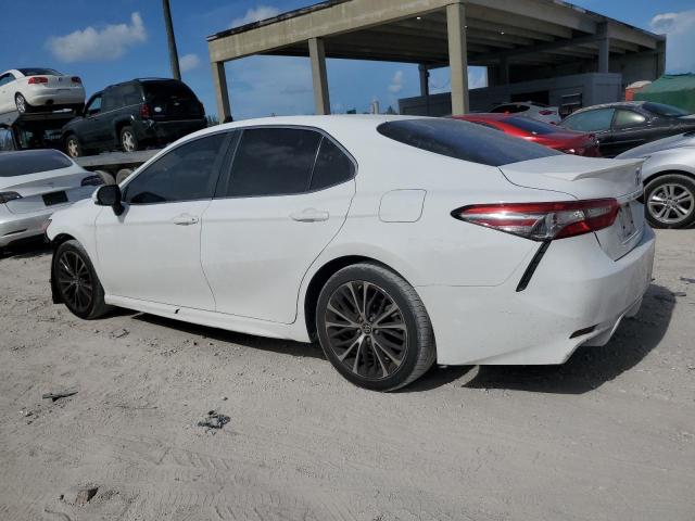 VIN 4T1B11HK3JU556018 2018 Toyota Camry, L no.2