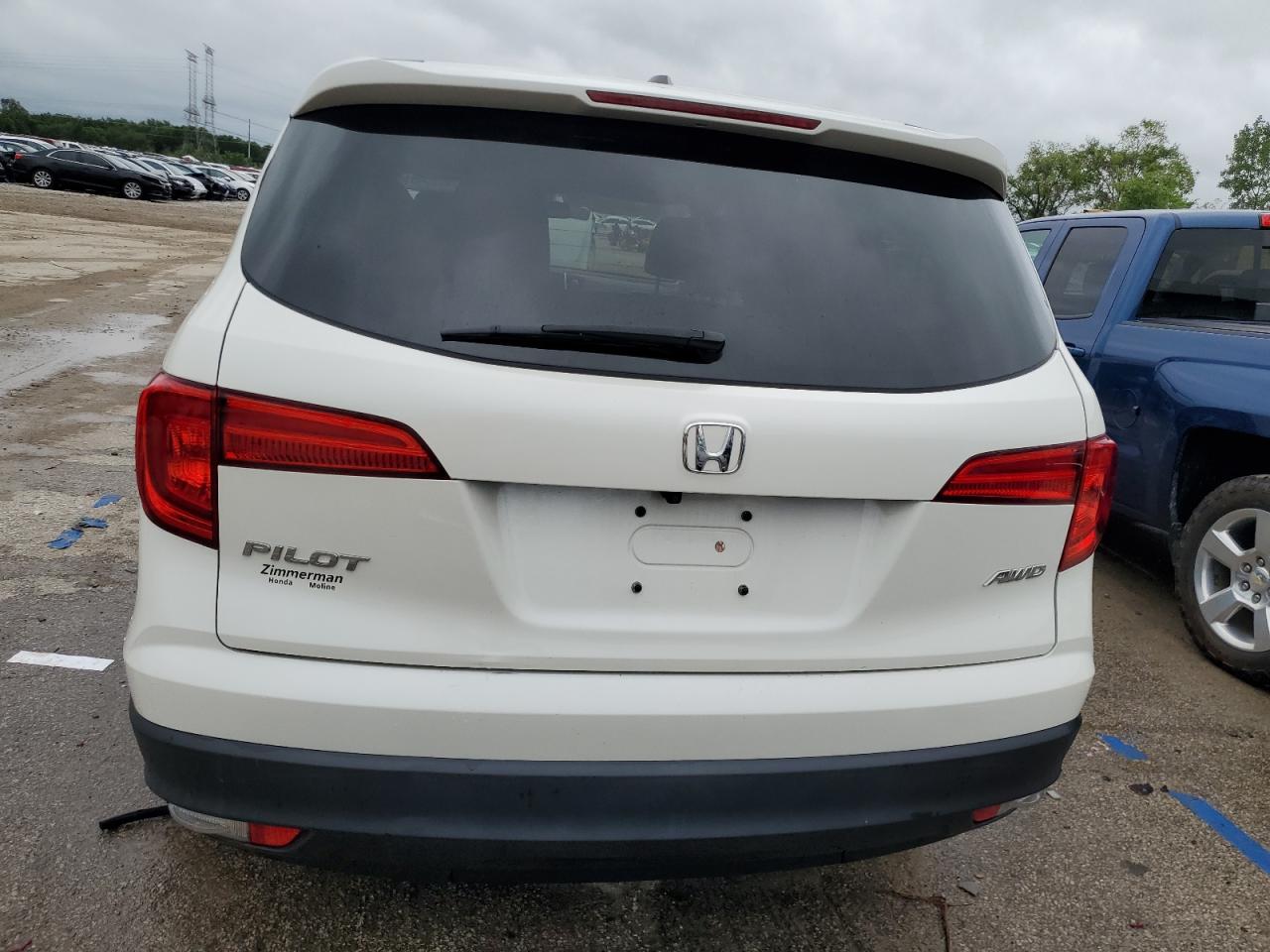 5FNYF6H50JB004637 2018 Honda Pilot Exl