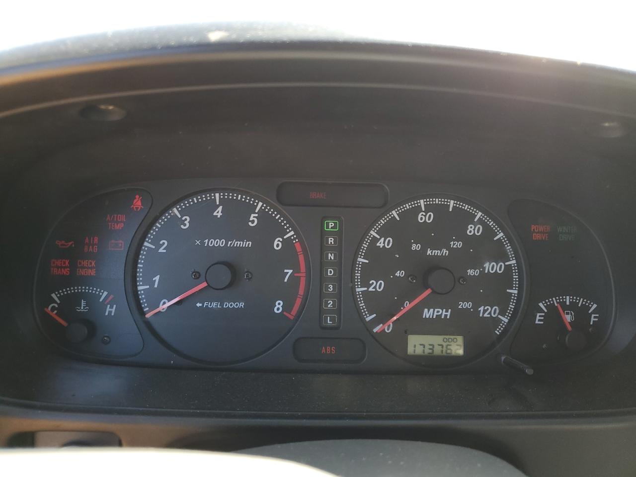 4S6DM58W7Y4412631 2000 Honda Passport Ex