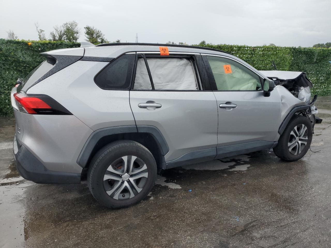 2019 Toyota Rav4 Le vin: JTMF1RFV6KJ014593