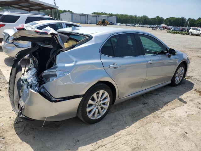 VIN 4T1B11HK4KU747173 2019 Toyota Camry, L no.3