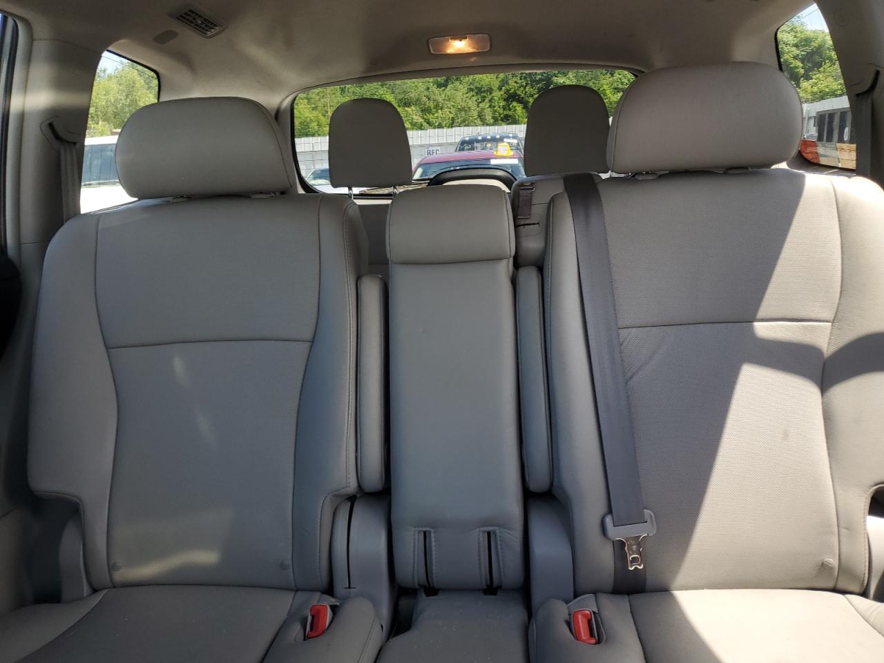 5TDDK3EH1BS076287 2011 Toyota Highlander Limited