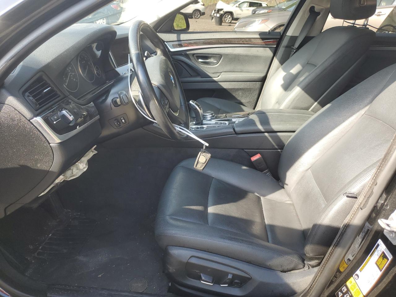 WBA5A7C5XGG149811 2016 BMW 528 Xi