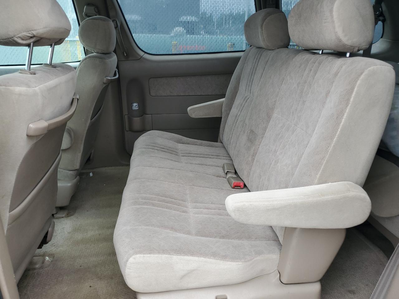 4T3ZF13C3WU053748 1998 Toyota Sienna Le