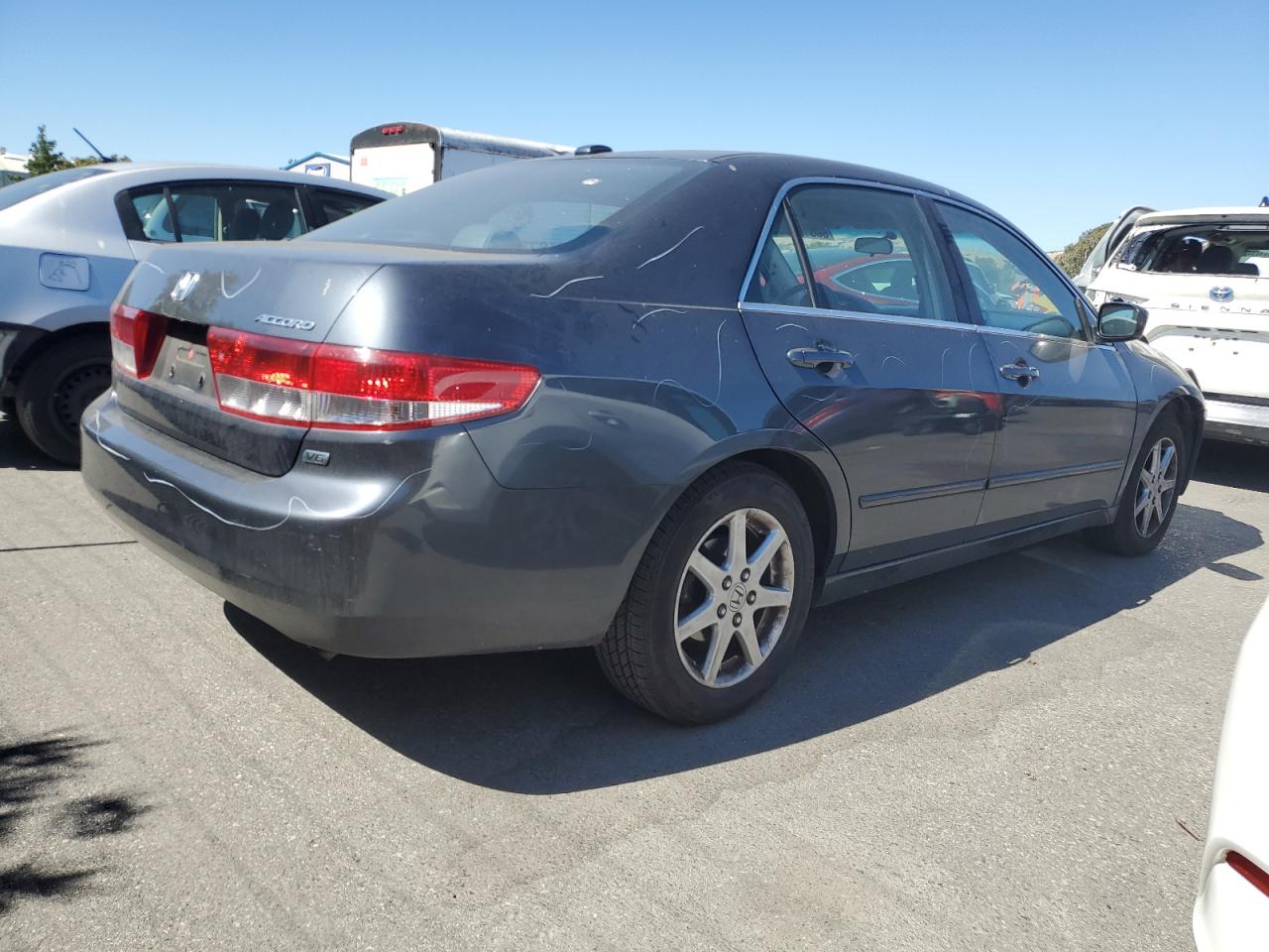 Lot #2960056089 2004 HONDA ACCORD EX