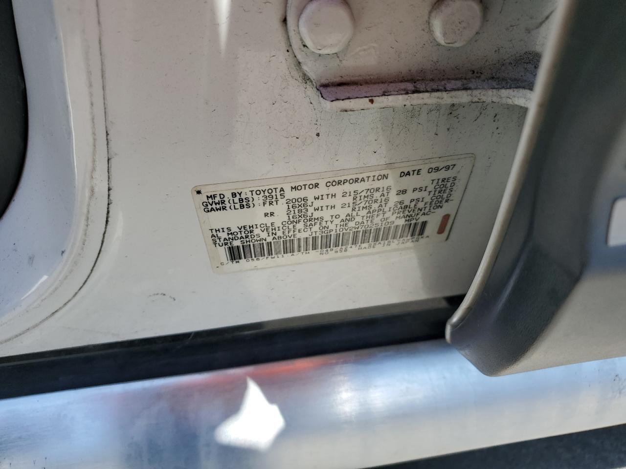 JT3GP10V2W7025109 1998 Toyota Rav4