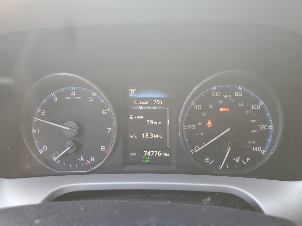 2T3BFREVXHW572698 2017 Toyota Rav4 Le