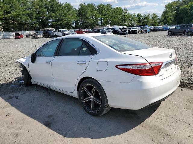 VIN 4T4BF1FK2FR452301 2015 Toyota Camry, LE no.2