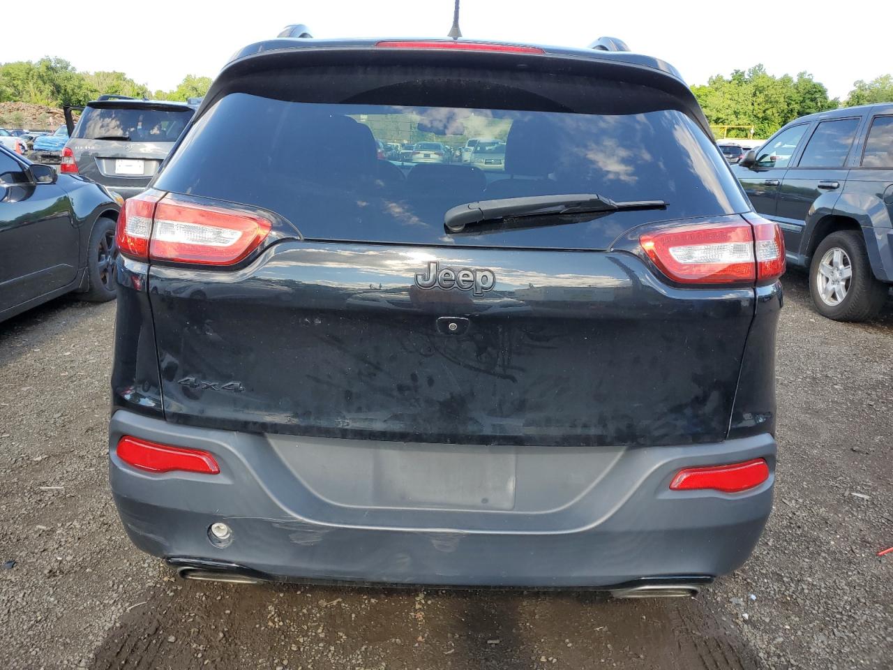 1C4PJMDS5HW556005 2017 Jeep Cherokee Limited