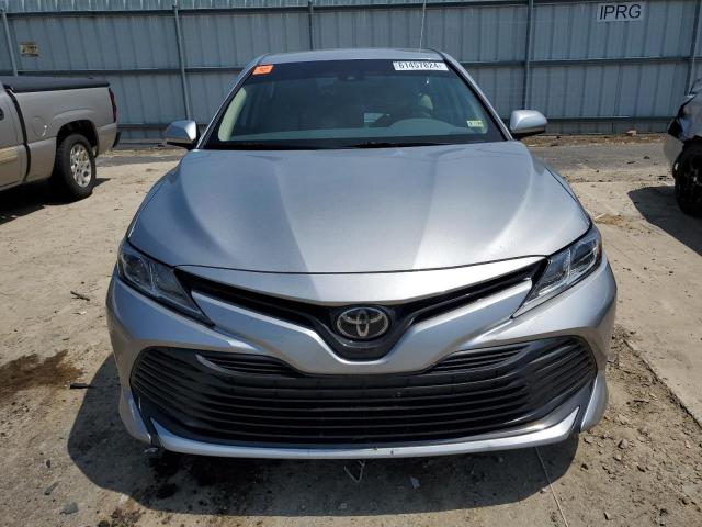 VIN 4T1B11HK4KU747173 2019 Toyota Camry, L no.5