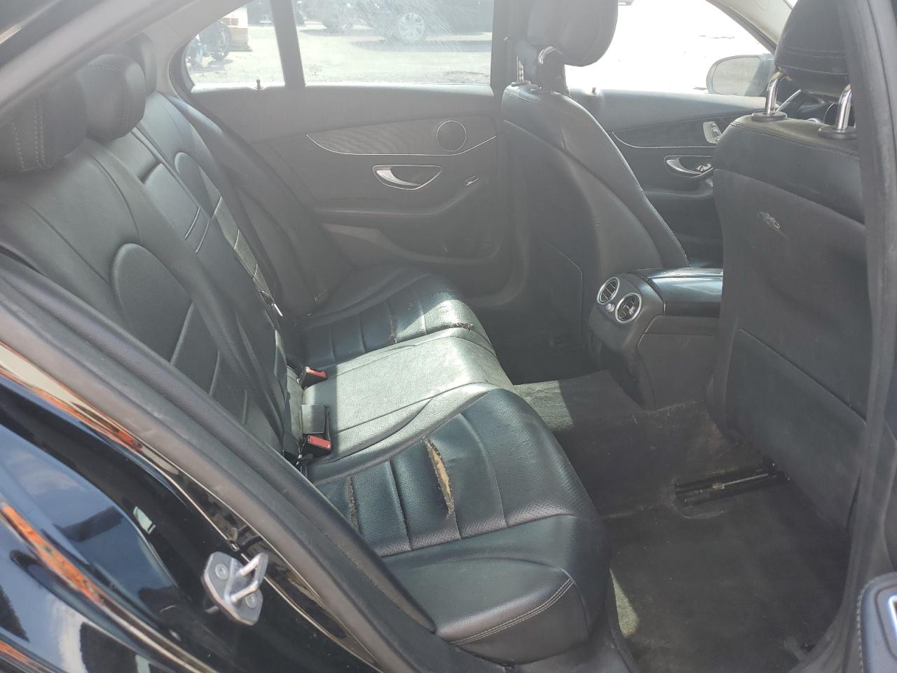 55SWF4JB9GU159447 2016 Mercedes-Benz C 300