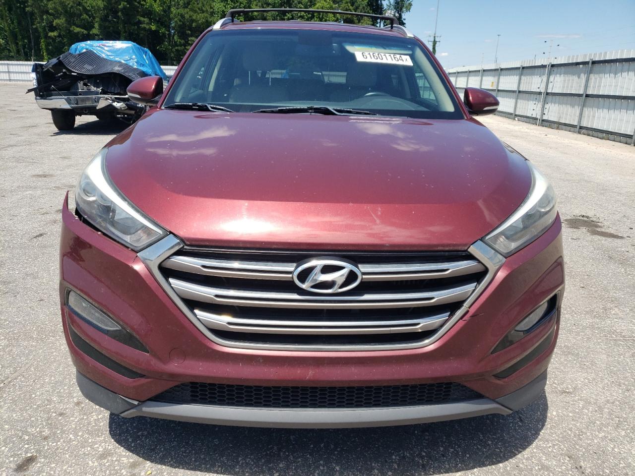 2016 Hyundai Tucson Limited vin: KM8J33A25GU250216