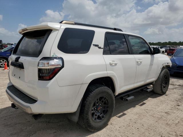 2019 TOYOTA 4RUNNER SR - JTEBU5JR2K5646469