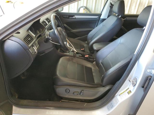 2015 VOLKSWAGEN PASSAT S - 1VWAS7A37FC019634