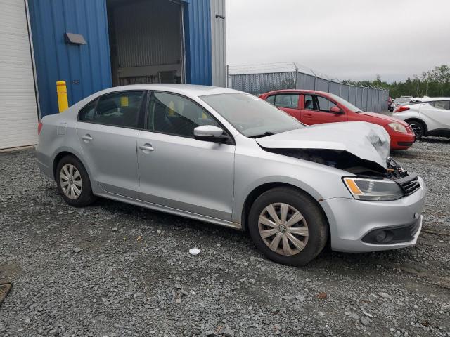 Vin: 3vw2k7aj4em354706, lot: 60823064, volkswagen jetta base 20144
