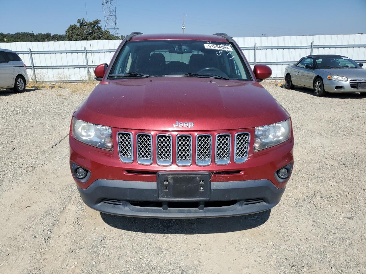 2016 Jeep Compass Latitude vin: 1C4NJCEA4GD640852