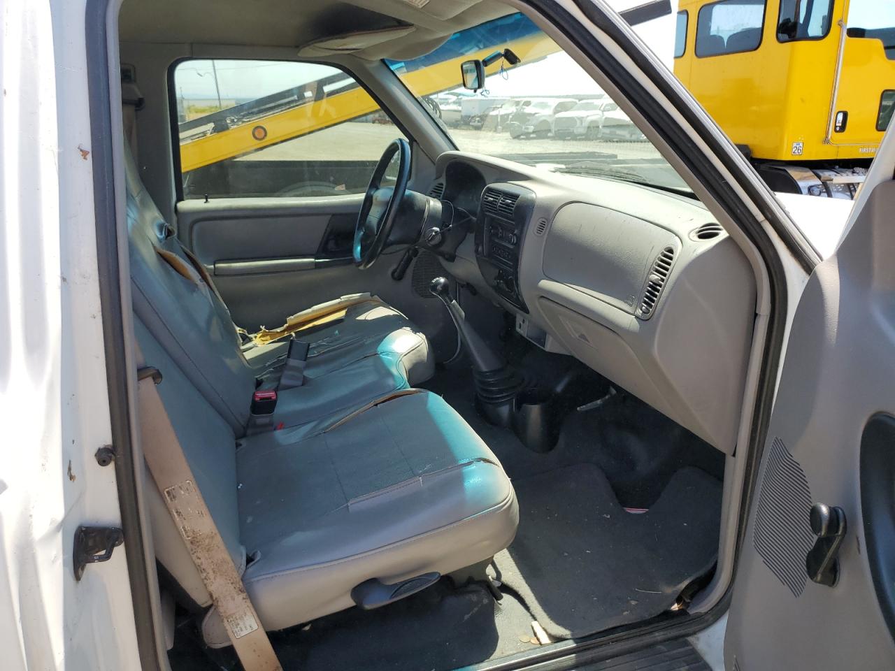 1FTYR10C0YTB44084 2000 Ford Ranger