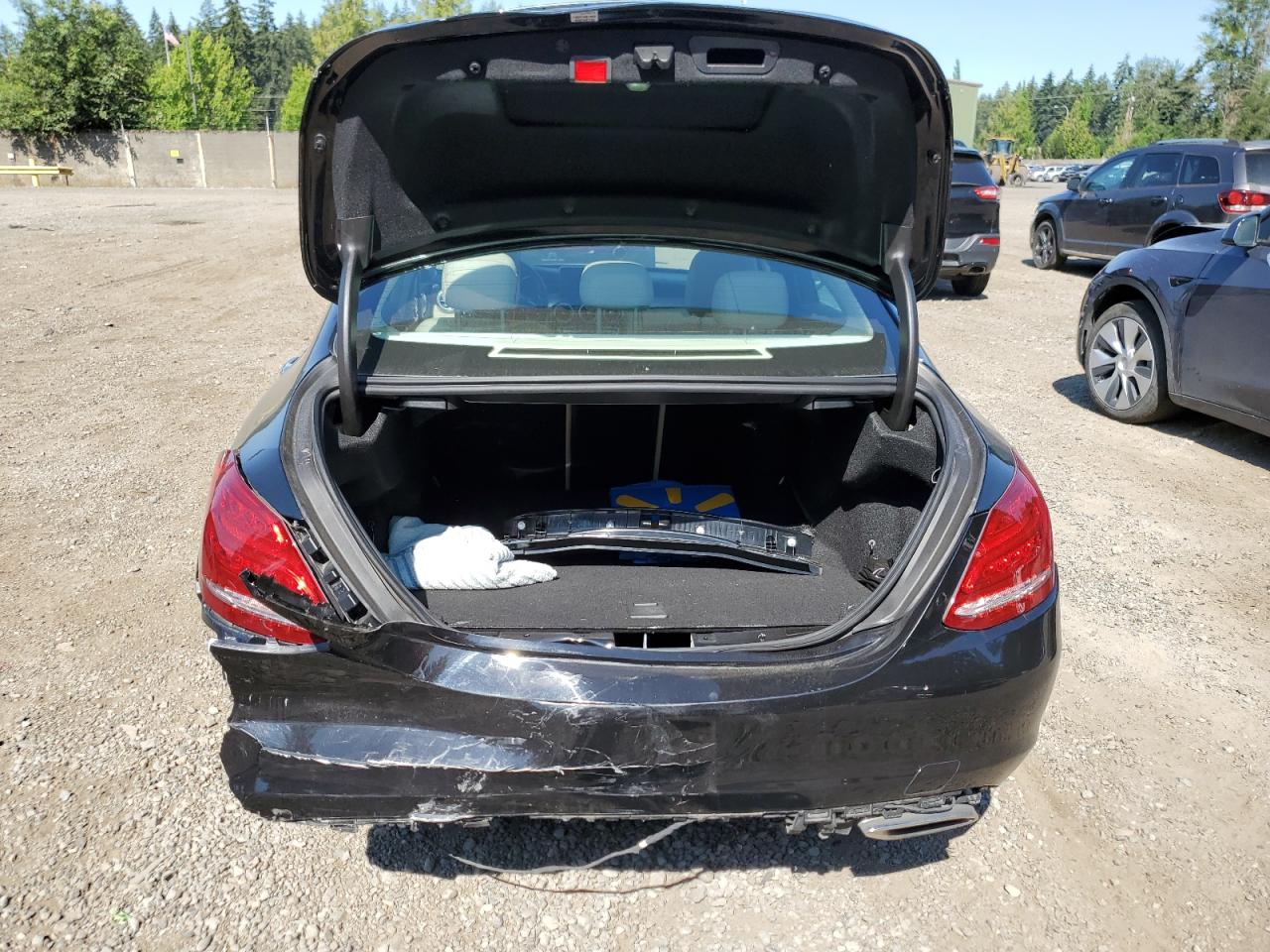 55SWF4KB4GU141453 2016 Mercedes-Benz C 300 4Matic