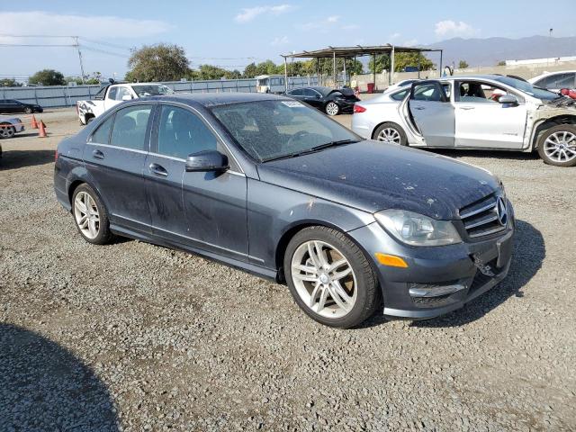 VIN WDDGF4HB8EG222946 2014 Mercedes-Benz C-Class, 250 no.4