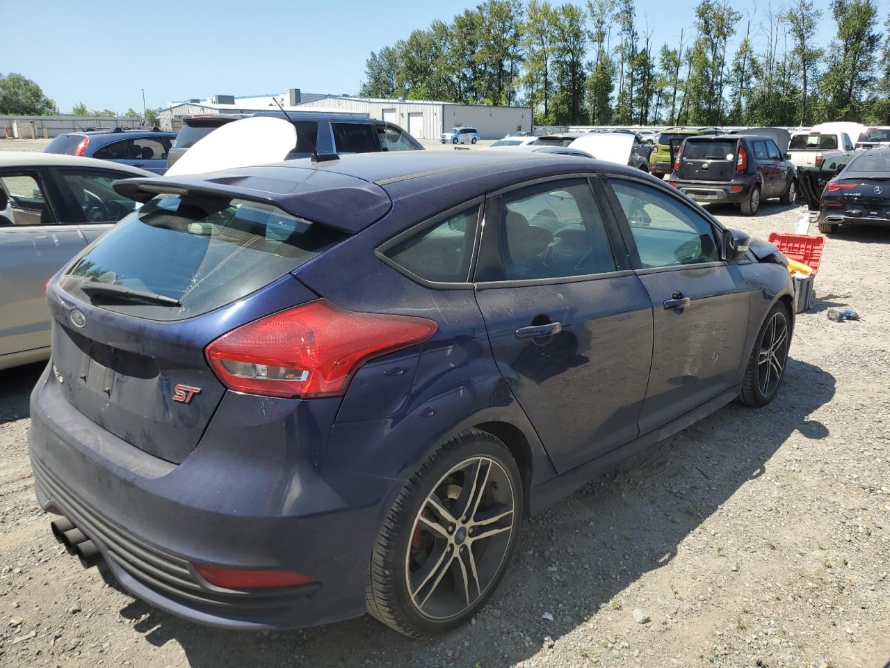 1FADP3L93HL329395 2017 Ford Focus St