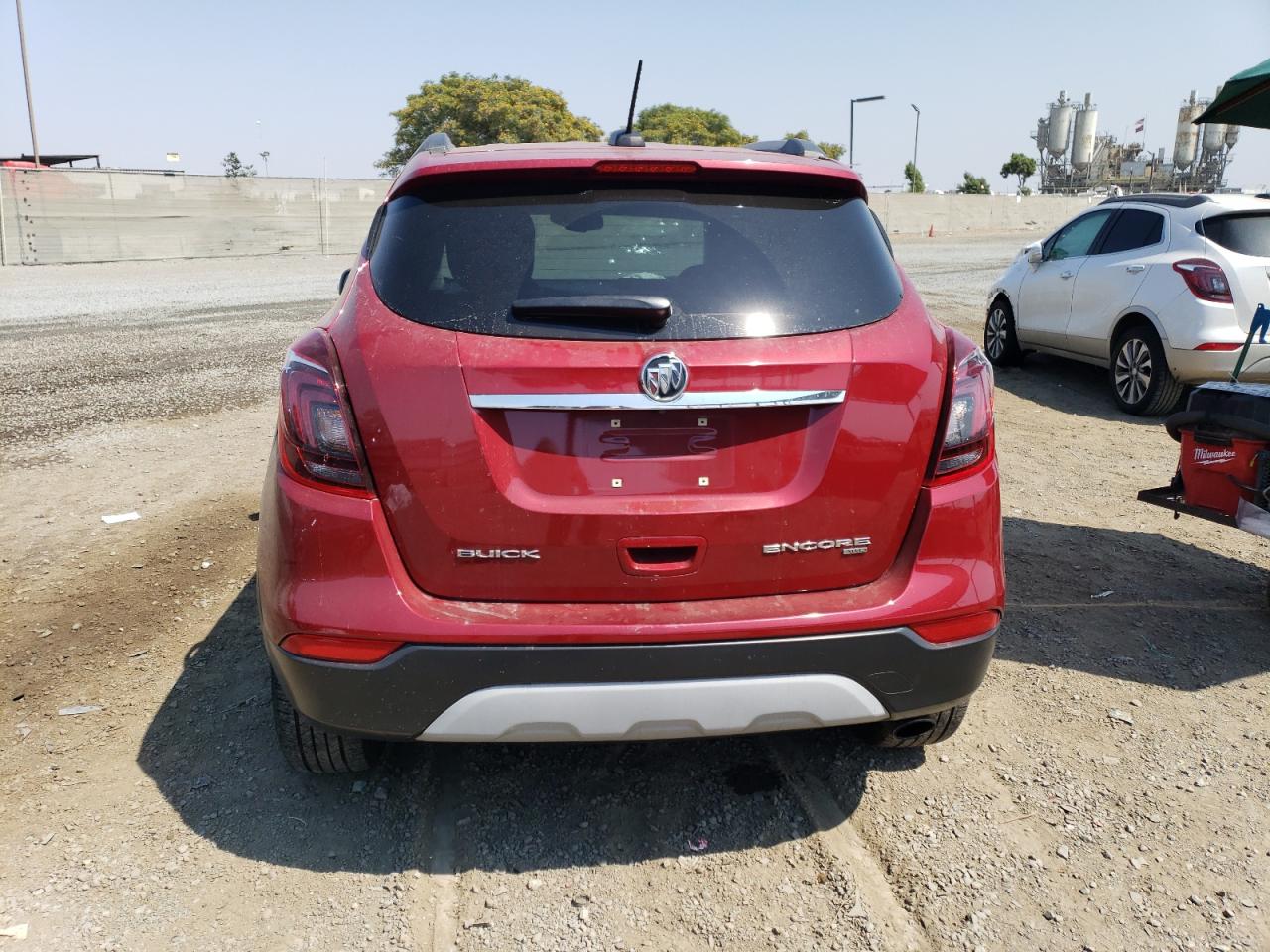 KL4CJGSBXJB629914 2018 Buick Encore Essence