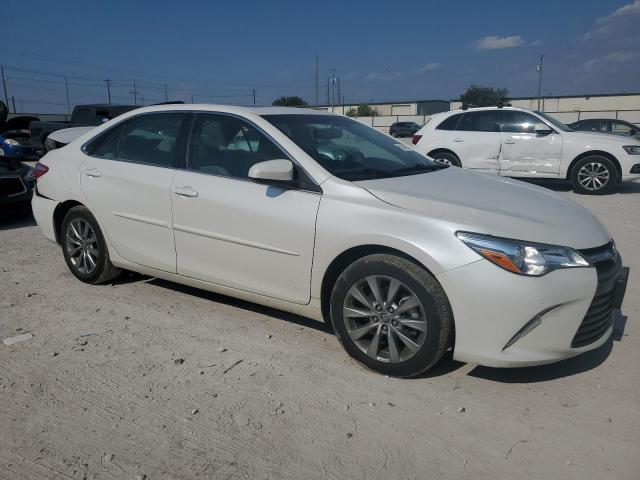 VIN 4T1BF1FK0FU977934 2015 Toyota Camry, LE no.4