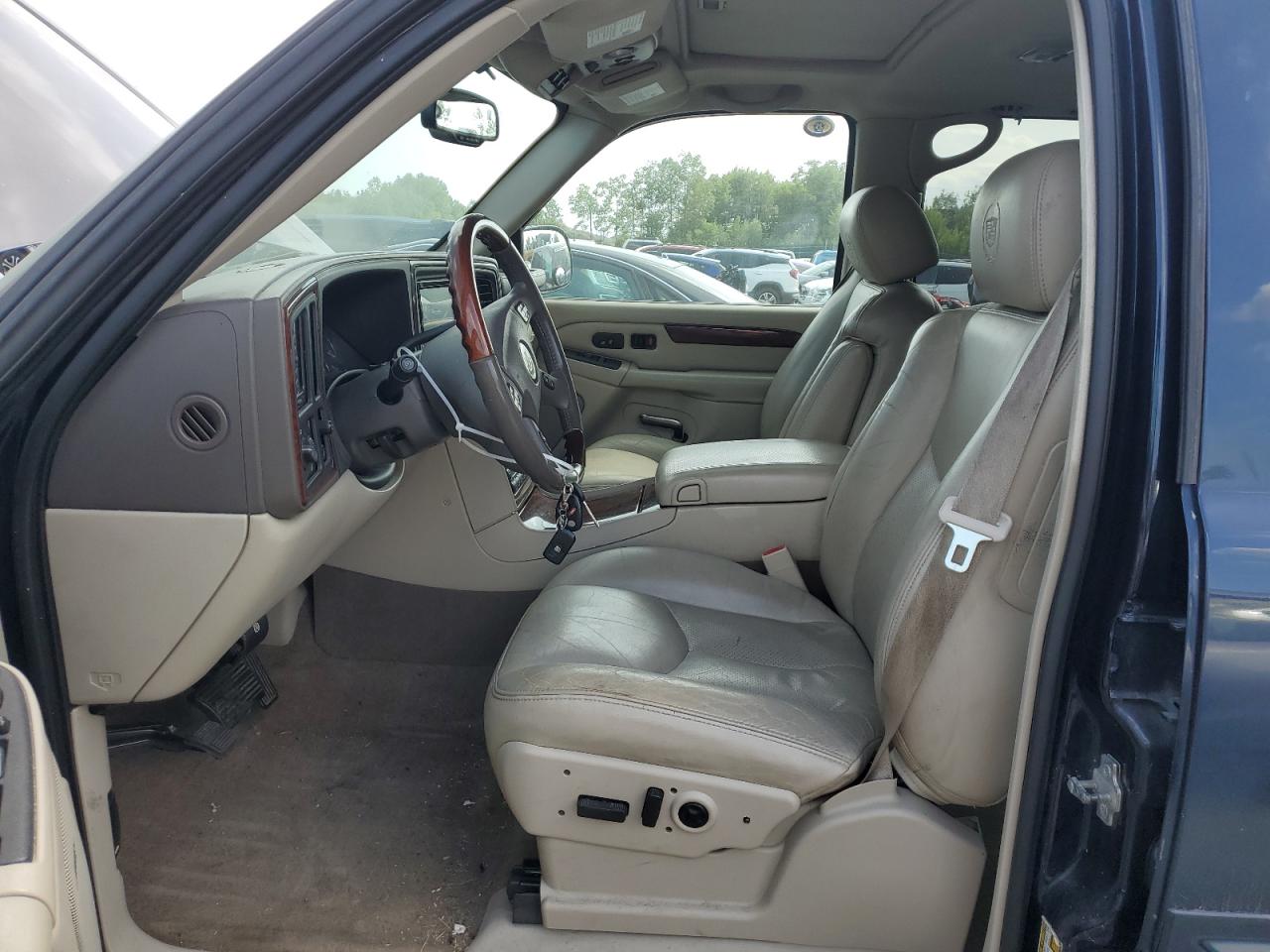 1GYEK63N35R143709 2005 Cadillac Escalade Luxury