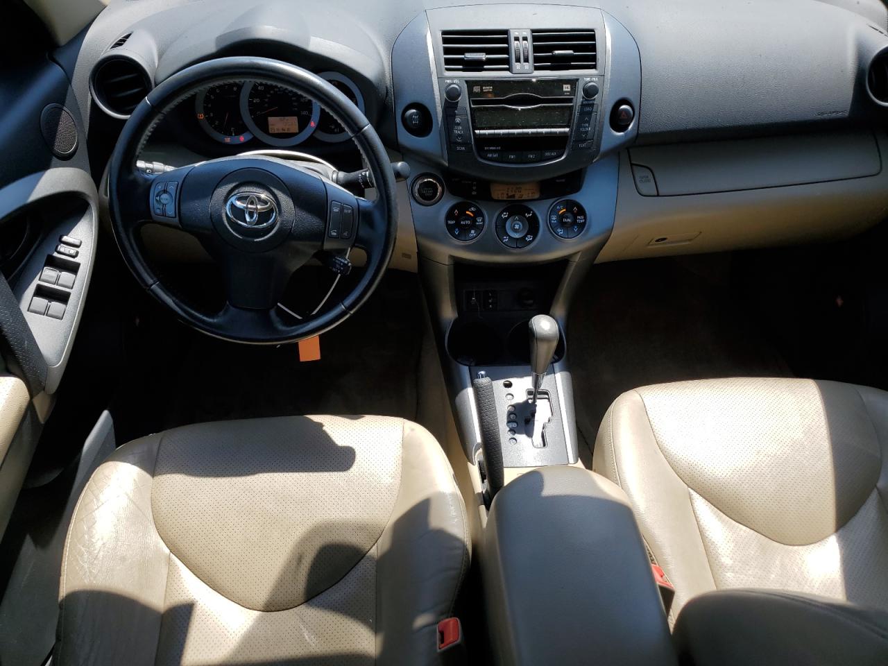 2T3DF4DV3BW084102 2011 Toyota Rav4 Limited